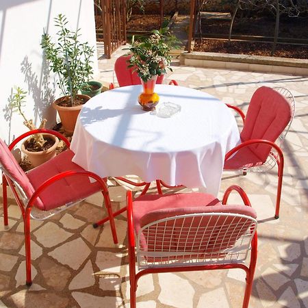 Apartments Mirja - 100M From The Beach & Parking Трогир Экстерьер фото