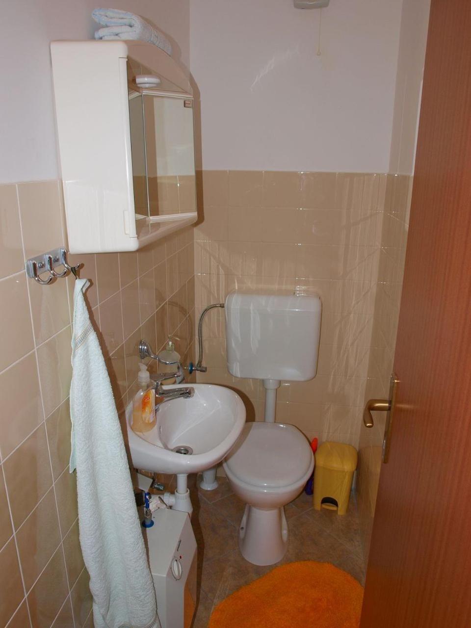 Apartments Mirja - 100M From The Beach & Parking Трогир Экстерьер фото