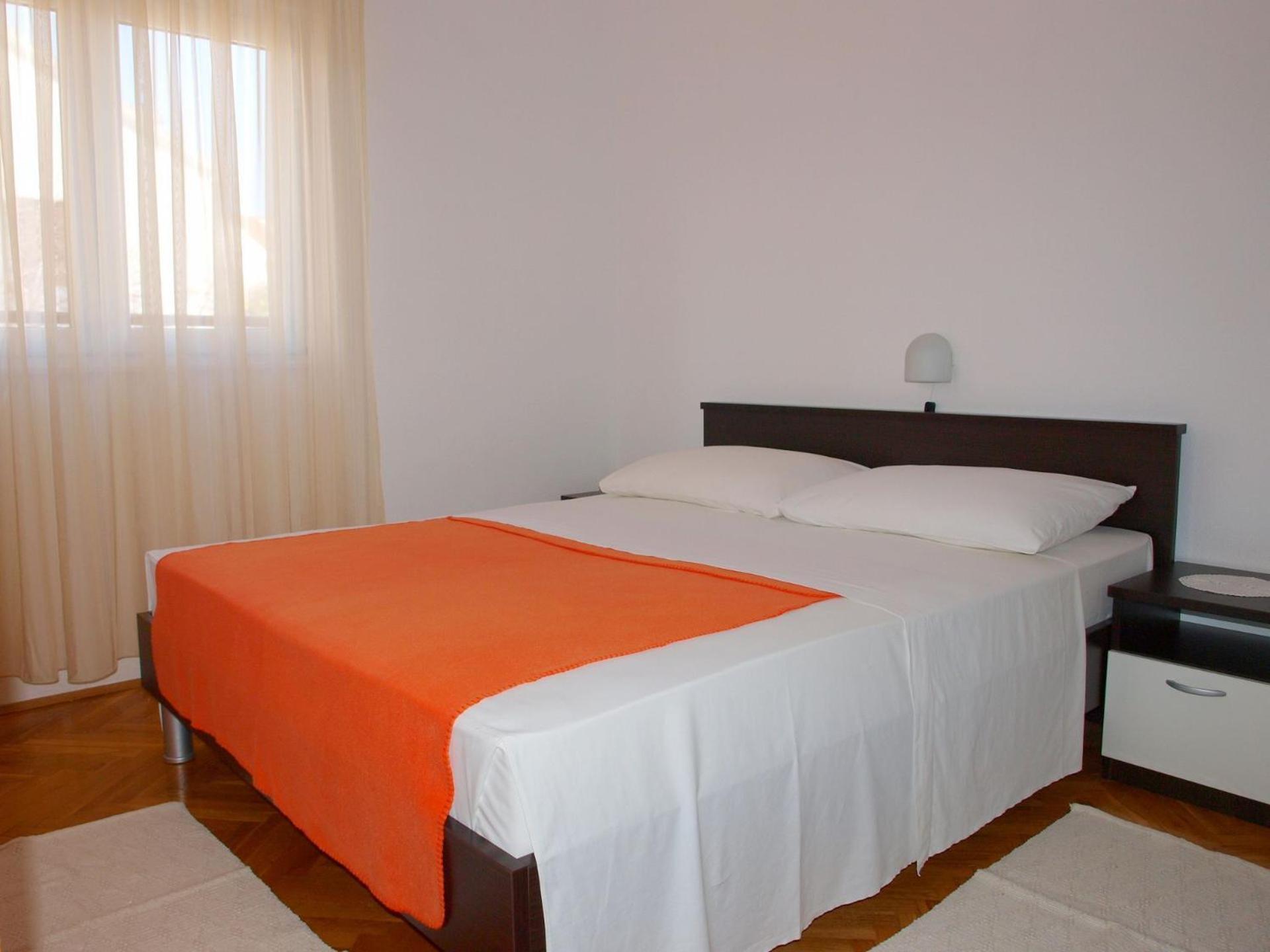 Apartments Mirja - 100M From The Beach & Parking Трогир Экстерьер фото