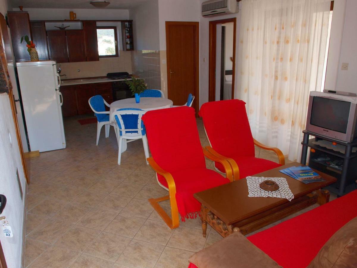 Apartments Mirja - 100M From The Beach & Parking Трогир Экстерьер фото