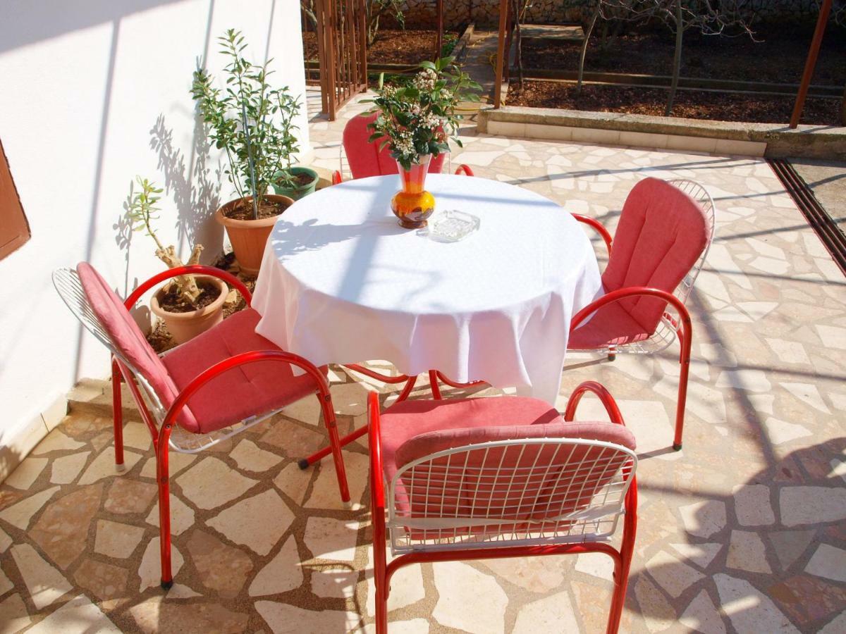 Apartments Mirja - 100M From The Beach & Parking Трогир Экстерьер фото