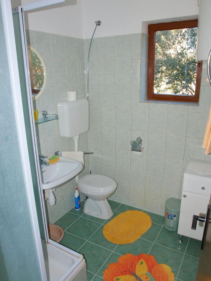 Apartments Mirja - 100M From The Beach & Parking Трогир Экстерьер фото